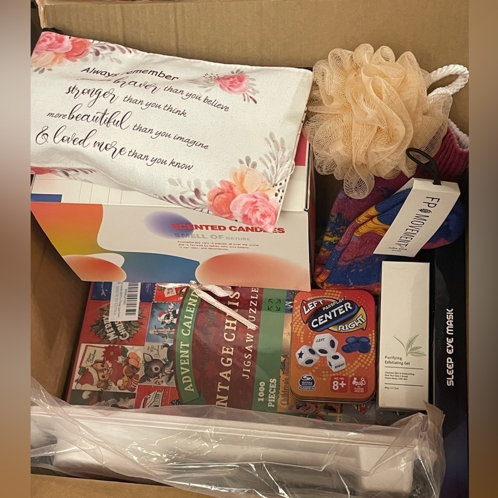 XL Amazon MYSTERY Box, Brand New 📦 🔥 NO JUNK, High End Items Only, 5 ⭐️ rating!‍ - Picture 9 of 16